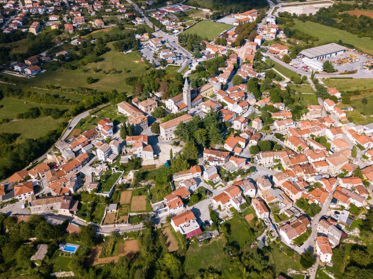 Veli Vrt By Interhome Casa vacanze Žminj