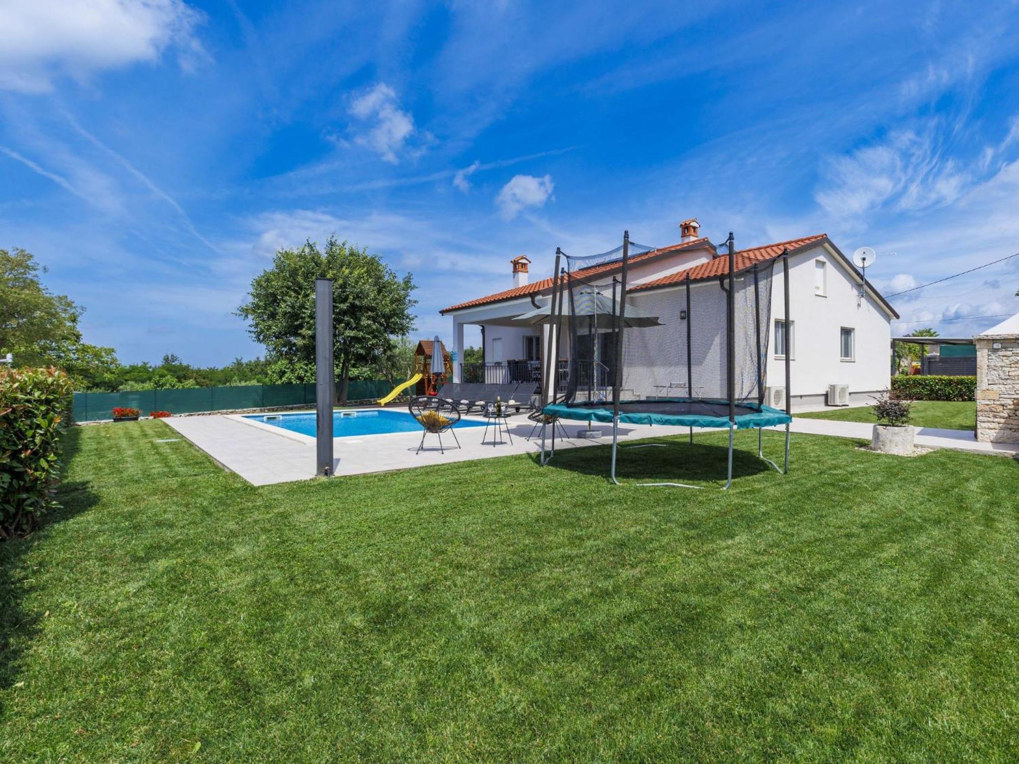 Veli Vrt By Interhome